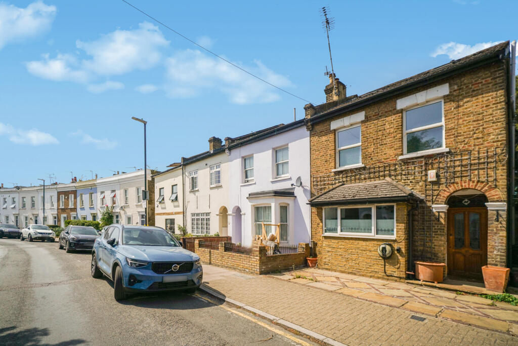 Main image of property: Hartfield Crescent, London