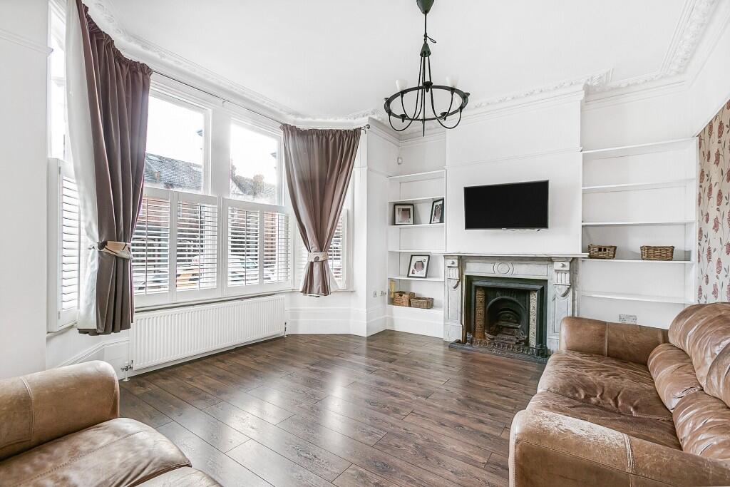 Eastwood Road, London, E18 - View 2