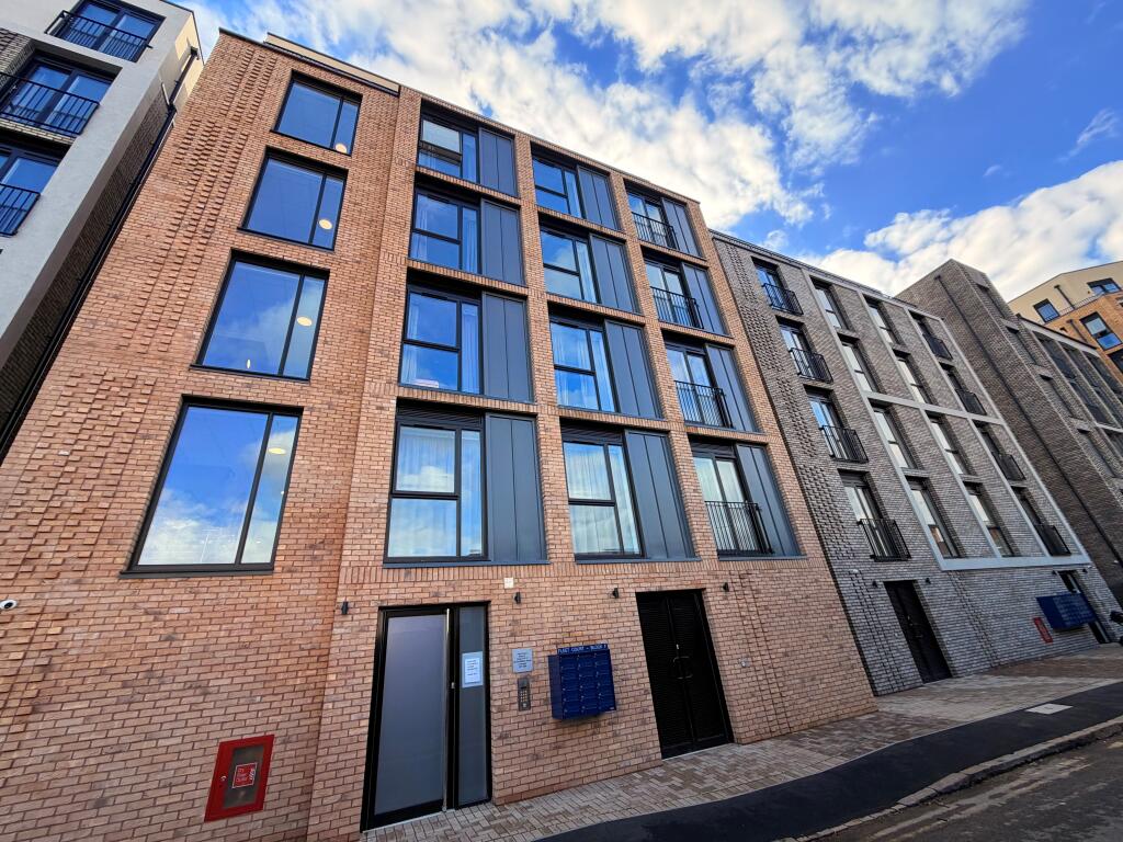 Main image of property: Fleet Court, Leicester, LE1 3BA