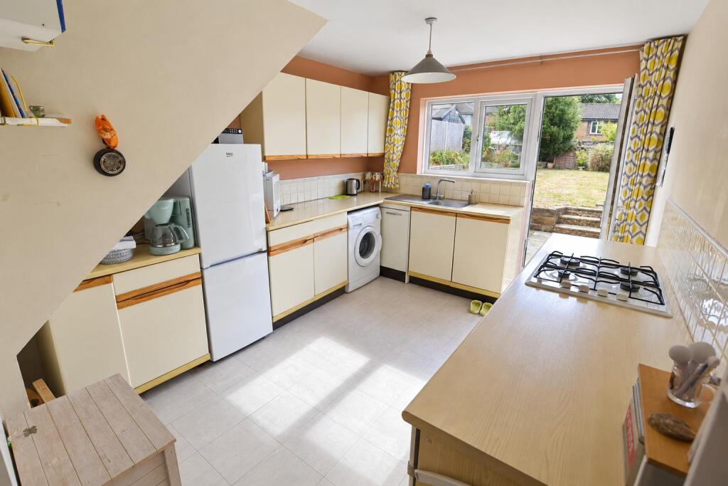 House in Hatfield, Hilltop - More