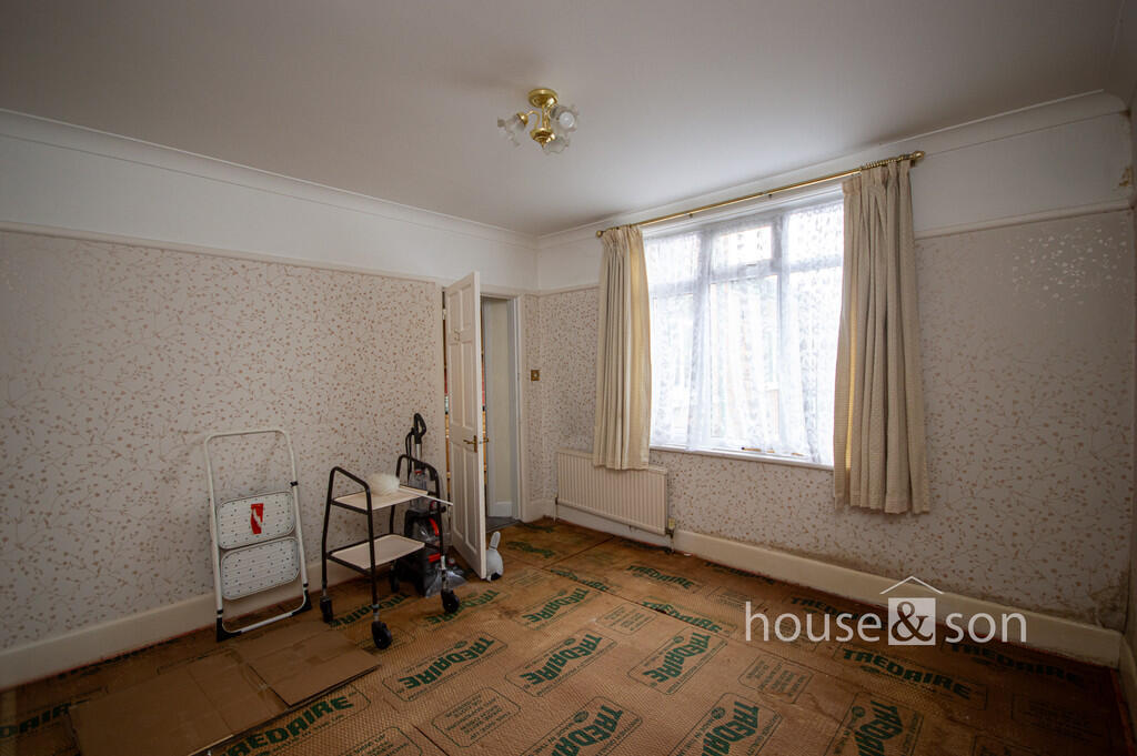 Apartment in Bournemouth - More