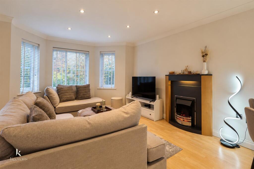 House in Bolton - View 4