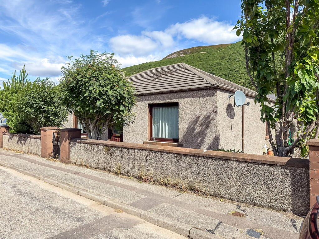 Main image of property: Coseleigh, Old Caithness Road, Helmsdale, Sutherland KW8 6JW