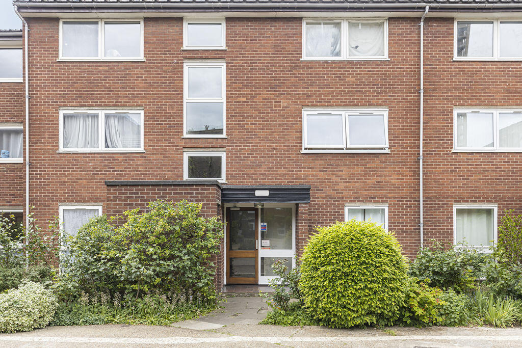 Main image of property: Regent Square, Bow, E3