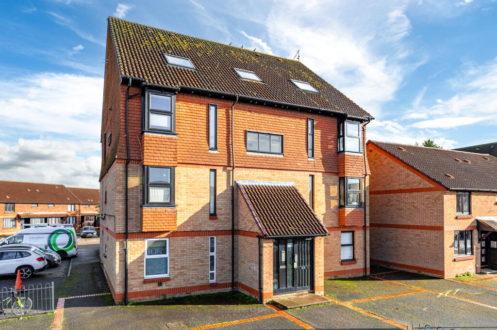 Main image of property: Datchet