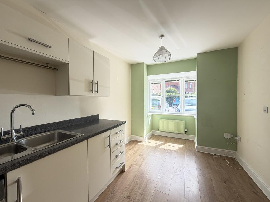 House in Wealden, Hellingly - View 5