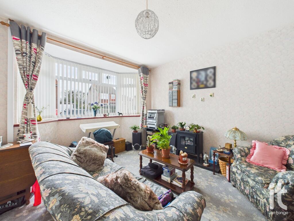 Montagu Road,  Offerton, Stockport, SK2 - View 4