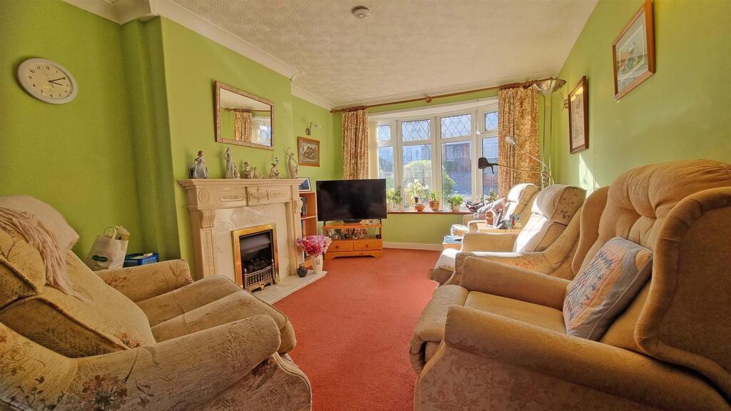 House in Birmingham, West Midlands - View 2