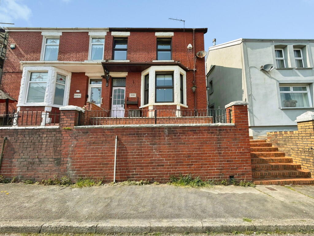 Main image of property: Garnwen Terrace, Maesteg, CF34 0ET