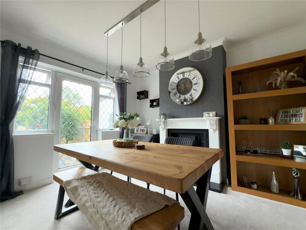 House in Bromley - View 4