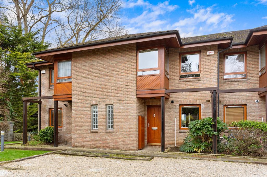 Main image of property: 6 Dunbur, Brookvale Road, Donnybrook, Dublin 4, D04 W2XO