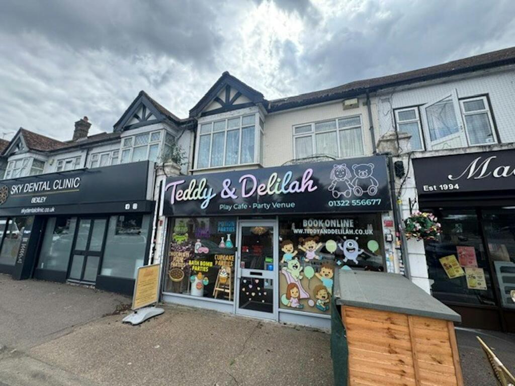 Main image of property: 155 Blendon Road, Bexley, DA5 1BT