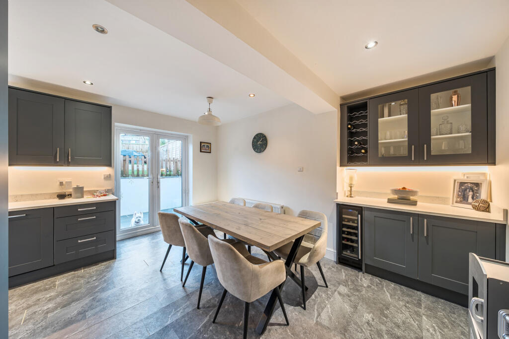 Hayling Road, Watford, Hertfordshire - View 4