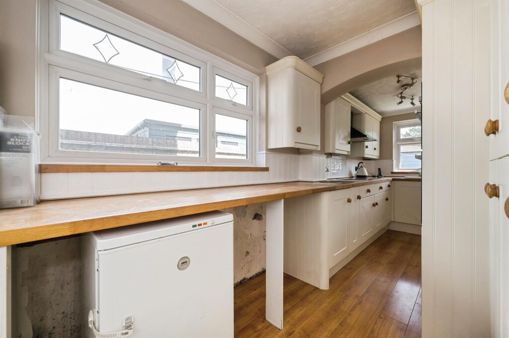 House in Southampton, Regents Park - View 4