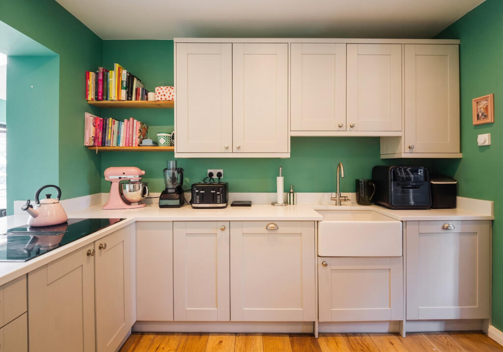 Catsley Place, Bath, BA1 - View 4