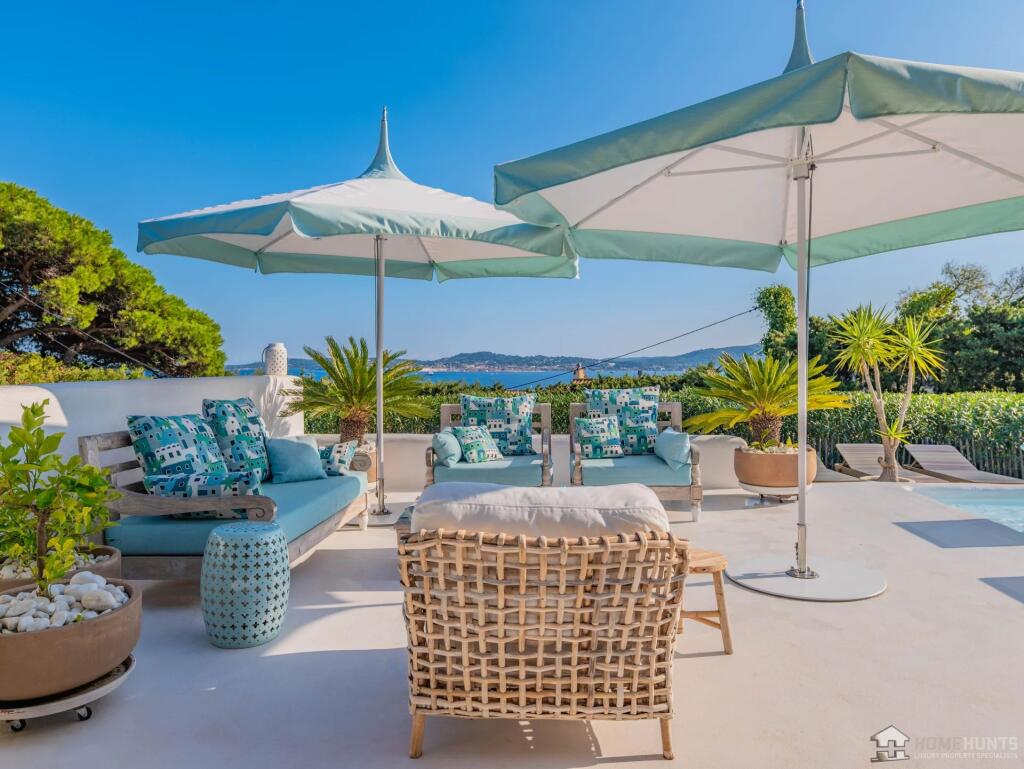 Main image of property: Provence-Alps-Cote d`Azur, Var, Grimaud