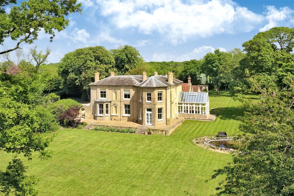 Main image of property: Chelmsford Road, Margaret Roding, Dunmow, Essex, CM6