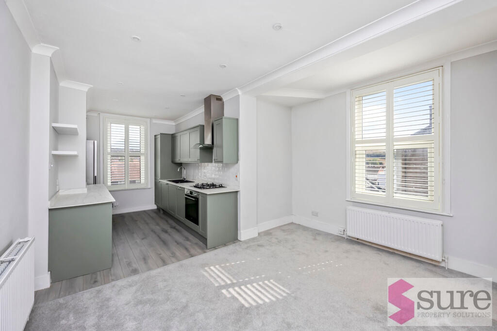 Apartment in Brighton - View 5
