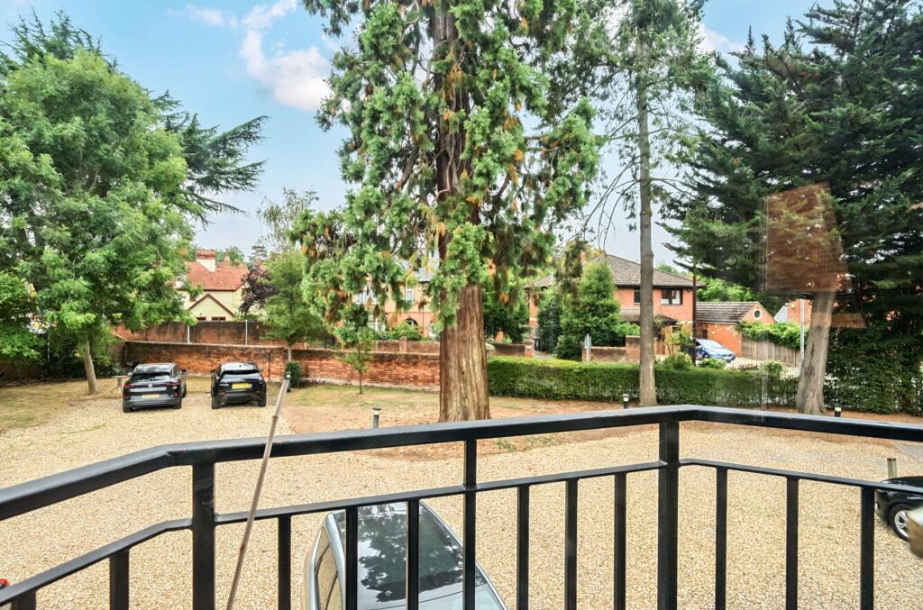 Apartment in Reading, Newtown - View 5
