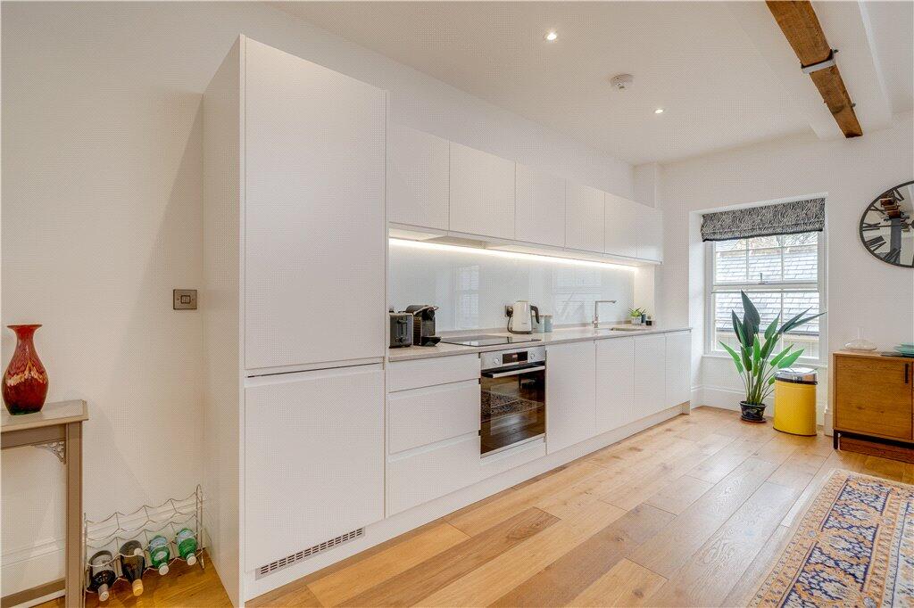 Apartment in North Yorkshire, High and Low Bishopside - View 2