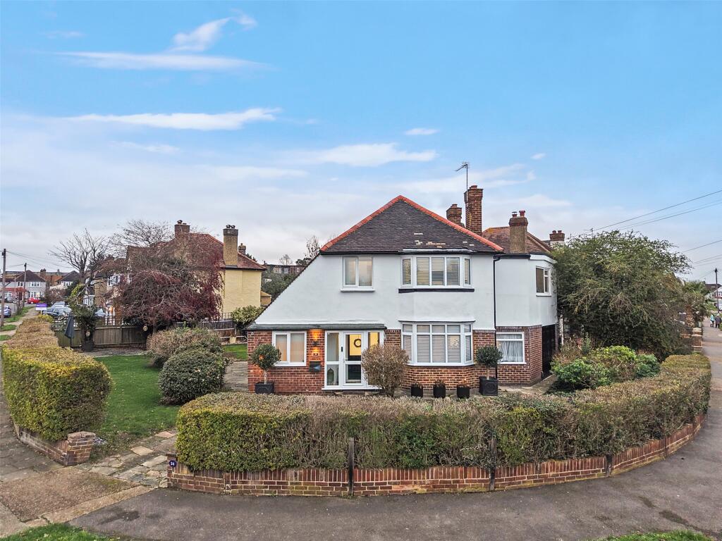 Main image of property: Lakehurst Road, Epsom, Surrey, KT19