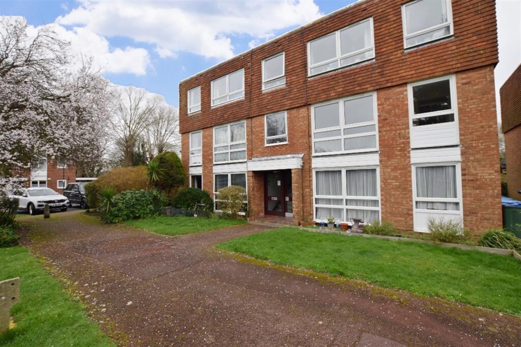 Main image of property: Kyoto Court, Nyewood Lane, Bognor Regis, PO21