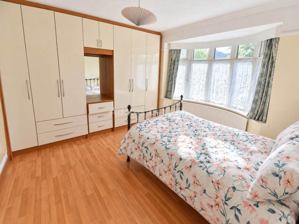 House in Reading - View 4