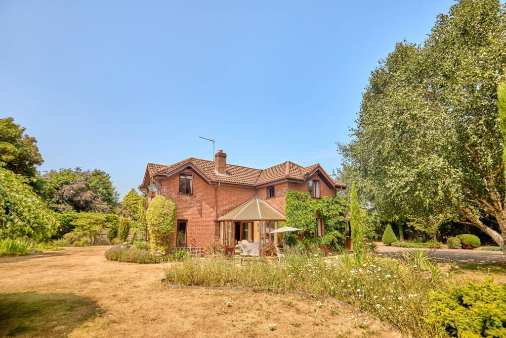 Main image of property: Cross Road, Skeyton