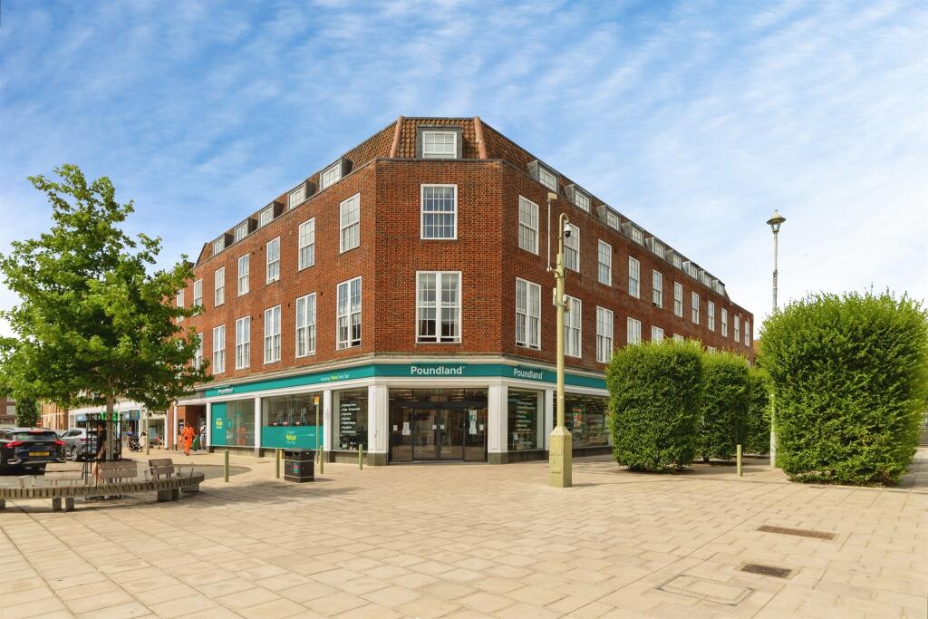 Main image of property: Stonehills, Welwyn Garden City
