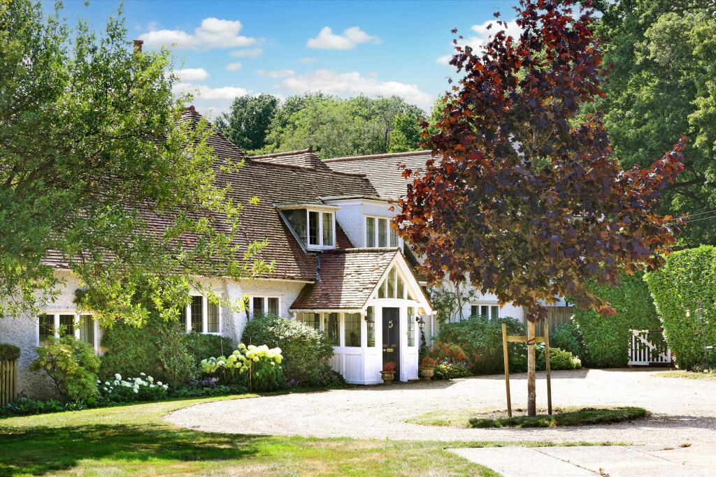 House in East Hampshire, Alton - View 5