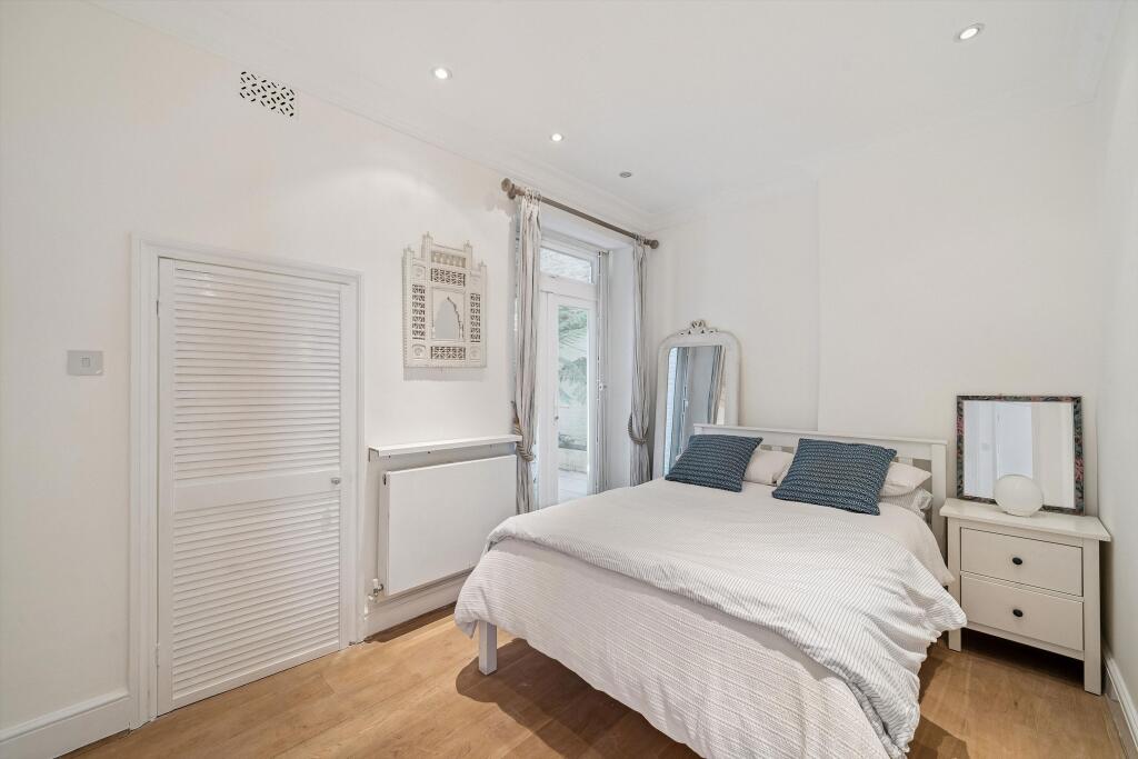 Apartment in London, Brompton - View 3