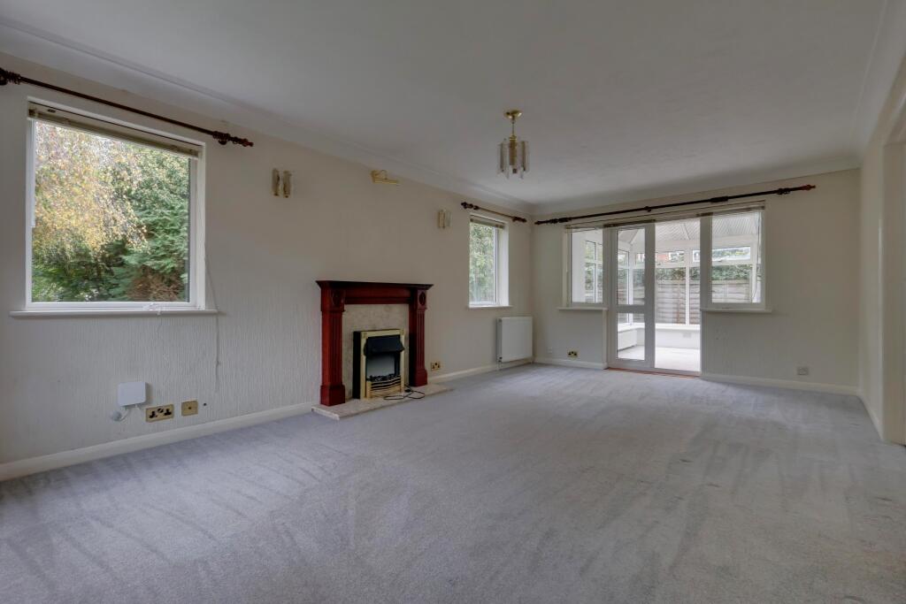Hamilton Close, Langstone, Havant photo 4