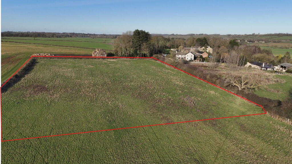 Main image of property: Paddock, Hough Lane, Carlton Scroop