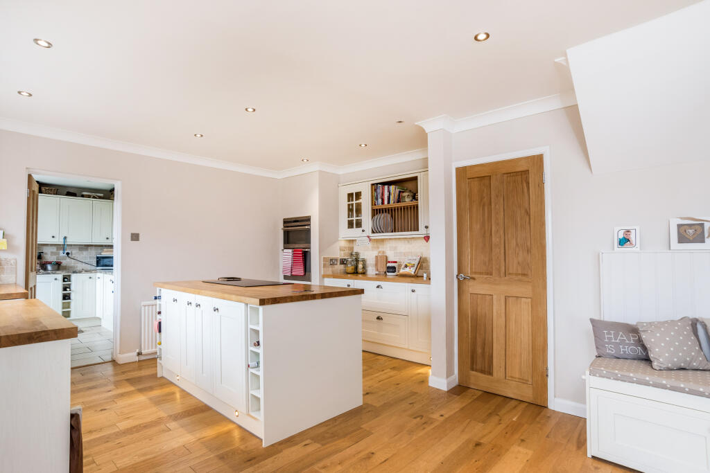 House in Swindon - View 3