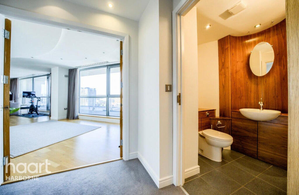 Main image of property: Breathtaking City Centre Penthouse