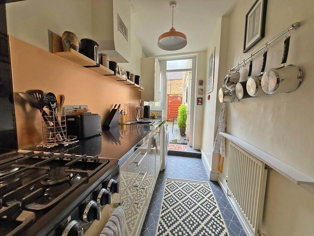 Apartment in York - View 5