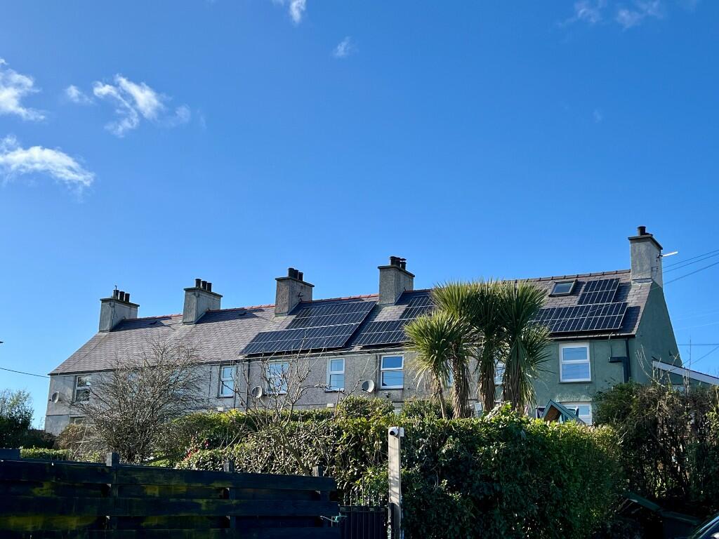 Main image of property: Bryn Refail, Bryn Du, LL63