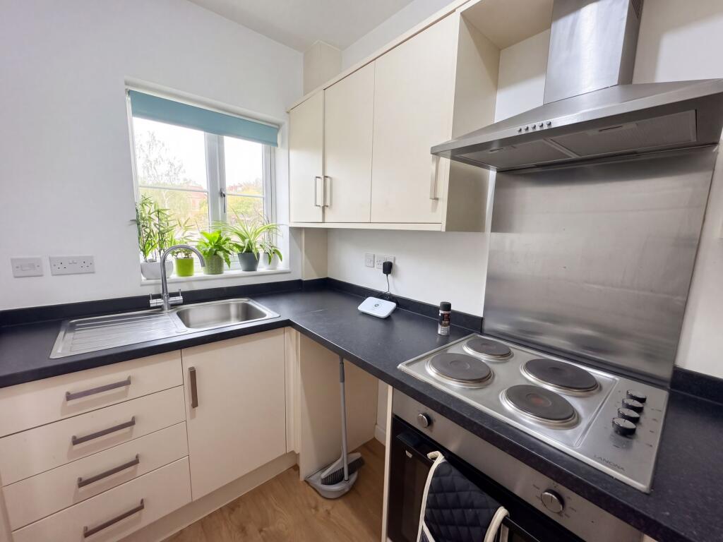 House in Nottingham - View 4