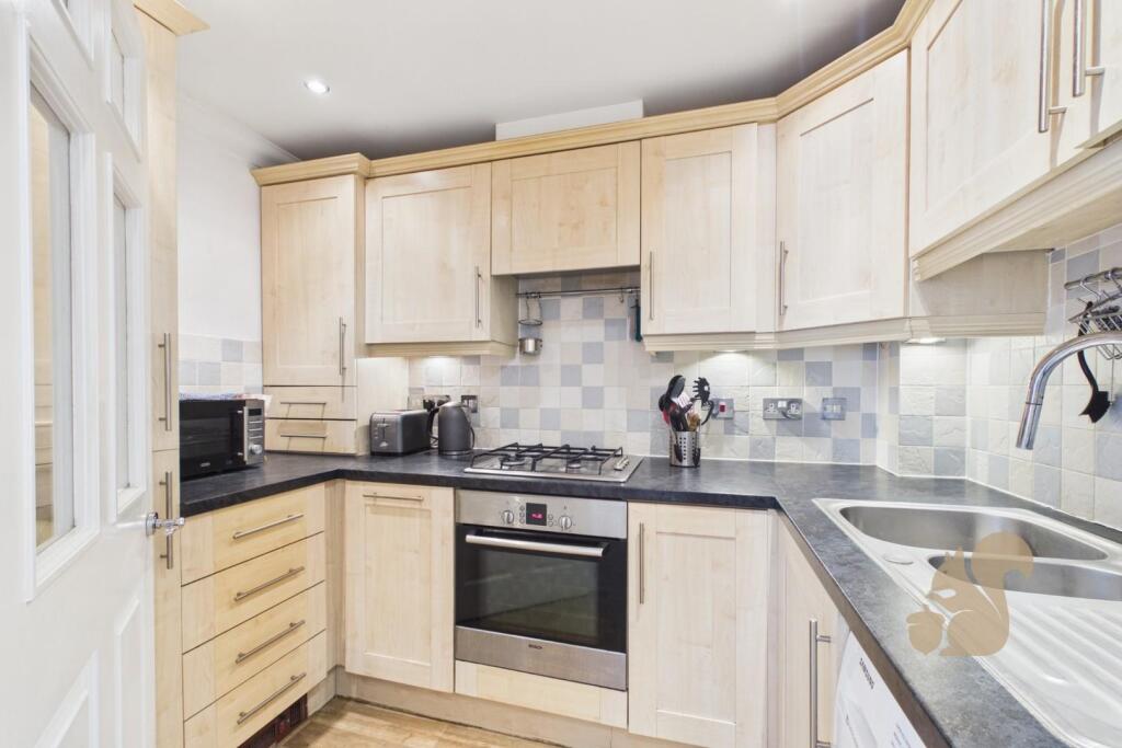 Apartment in Colchester, Essex - View 3