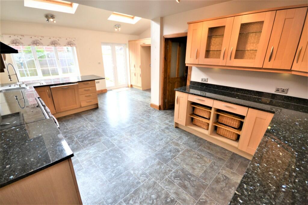 Eglinton Avenue, Guisborough, North Yorkshire, TS14 photo 5