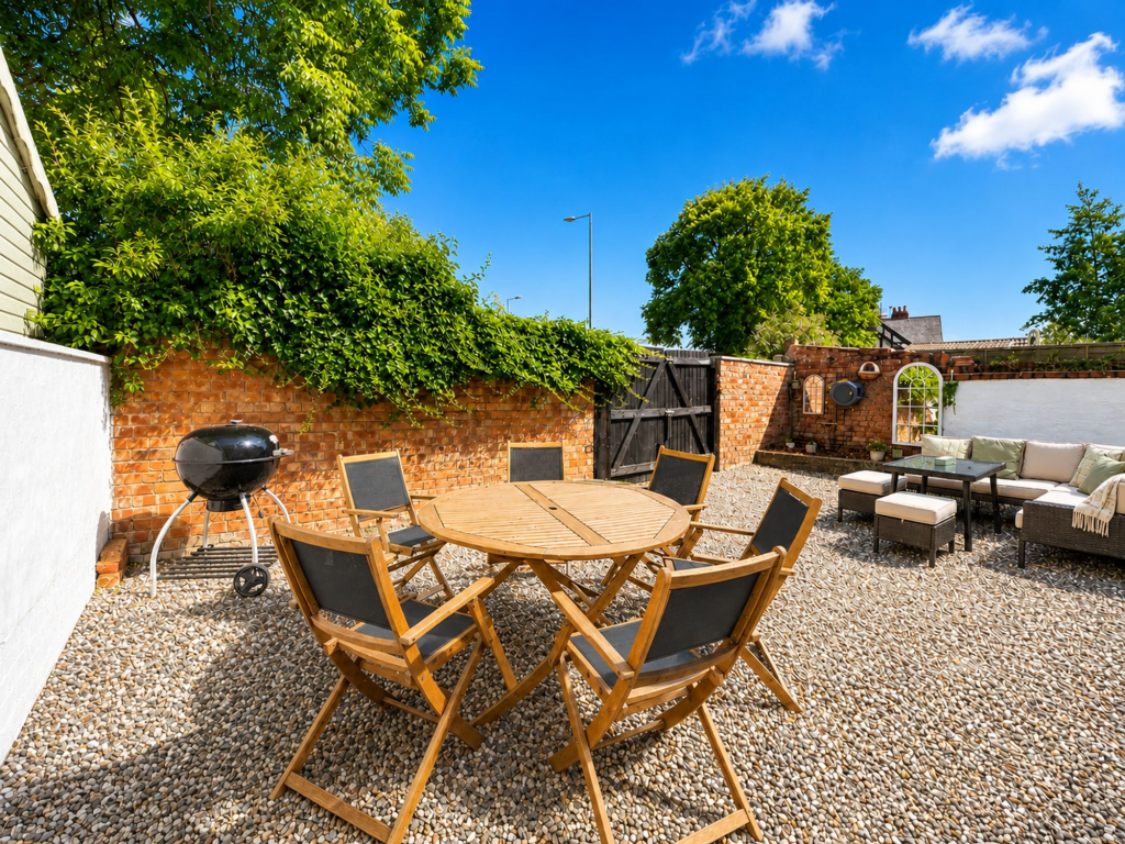 House in Oxton, Larchwood - View 4