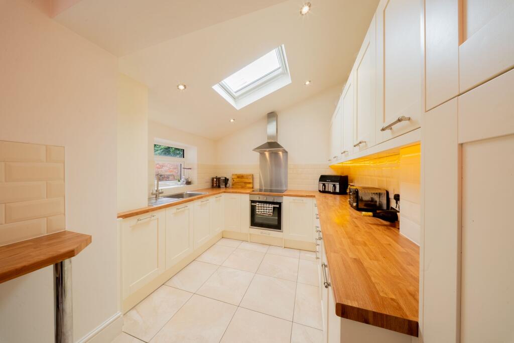 House in Trafford, Greater Manchester - View 5