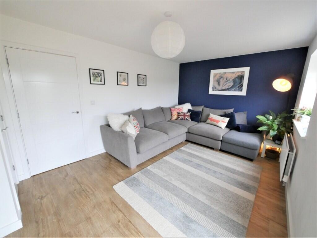 House in Ipswich, Whitton - More