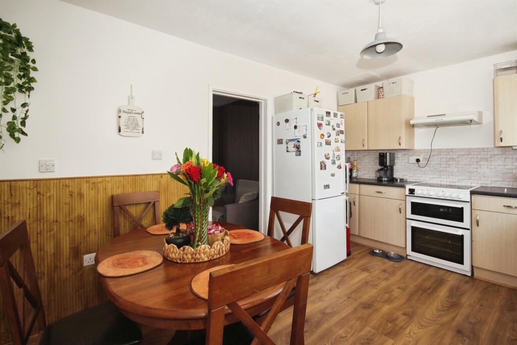 Windmill Road, Leamington Spa photo 2