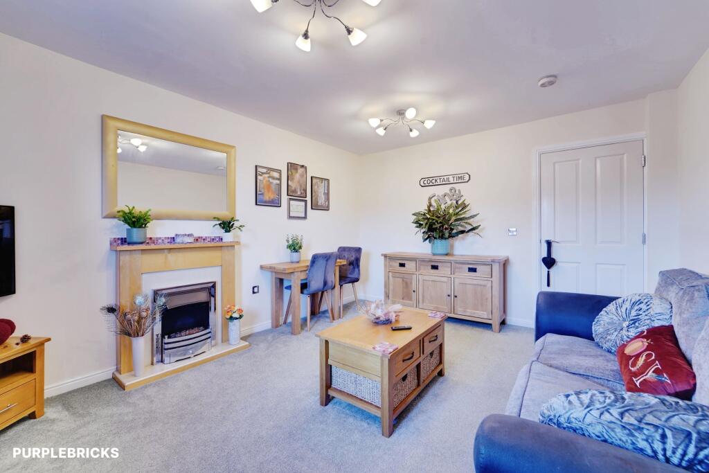 Apartment in Milton Keynes, Bedford - More