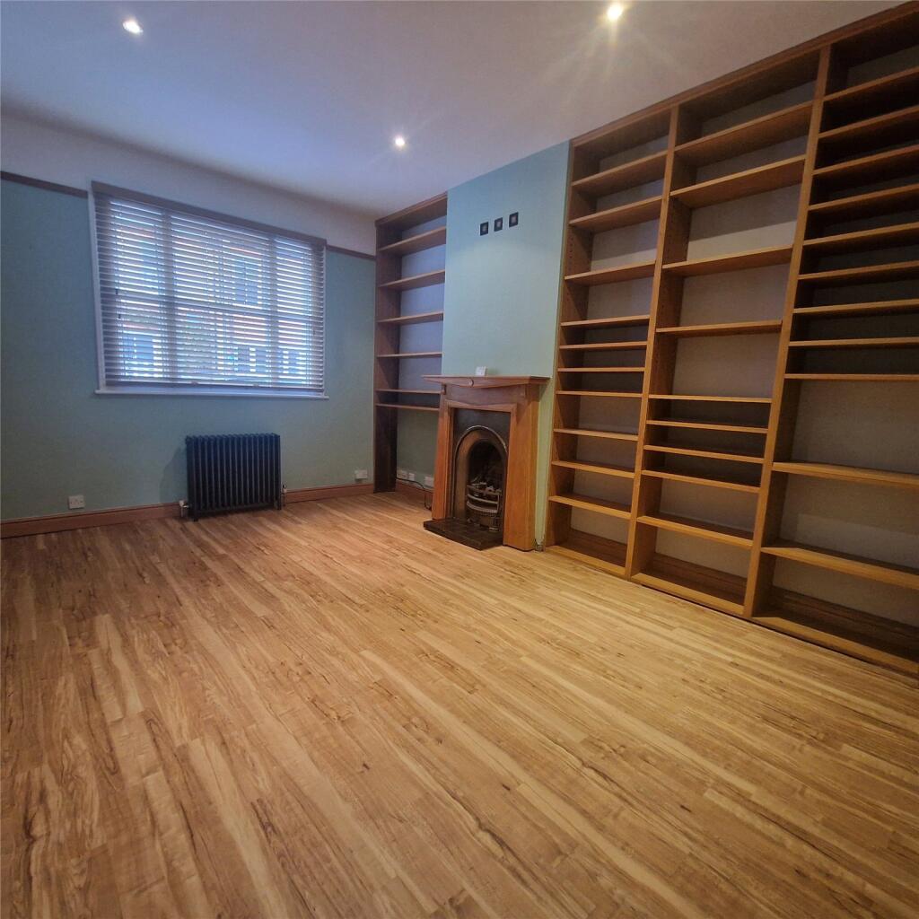 Apartment in Windsor, Clewer New Town - View 4