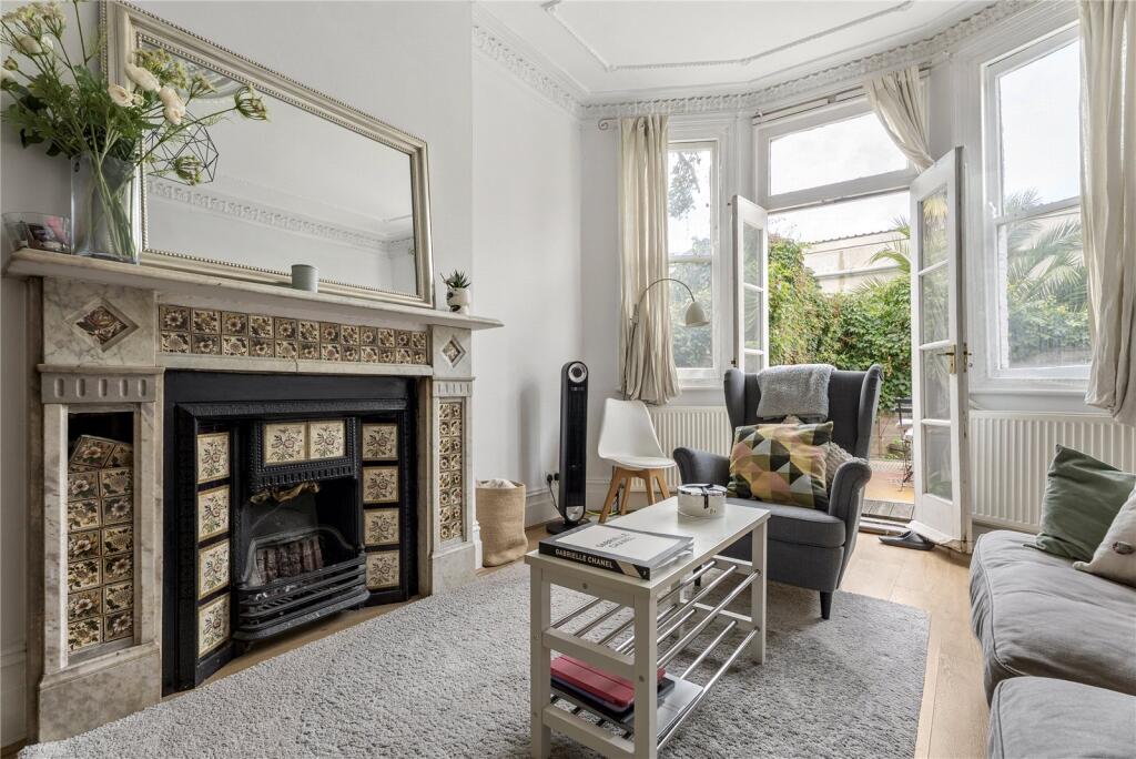 Apartment in London - View 5