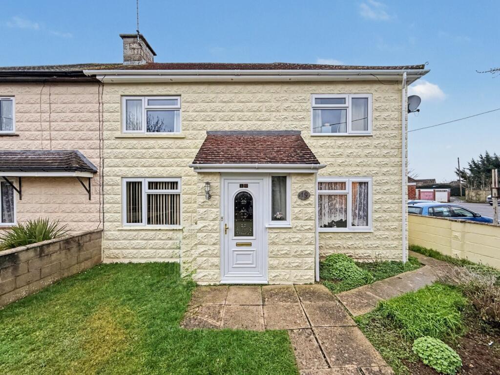 Main image of property: Marlborough Gardens, Faringdon, SN7