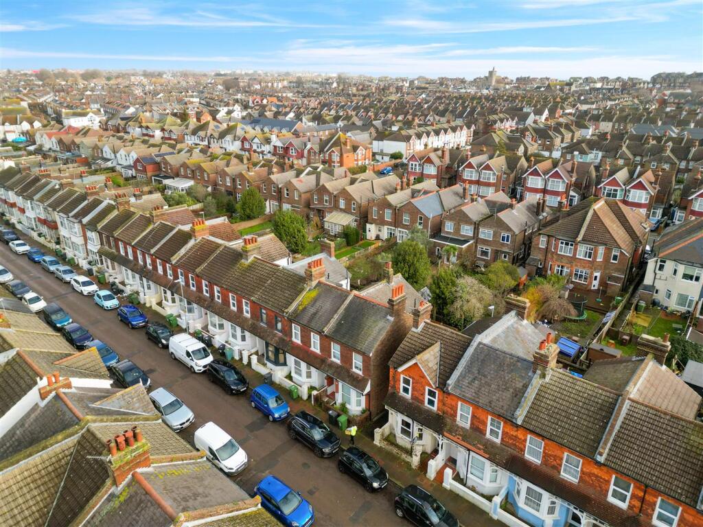 Dursley Road, Eastbourne photo 2