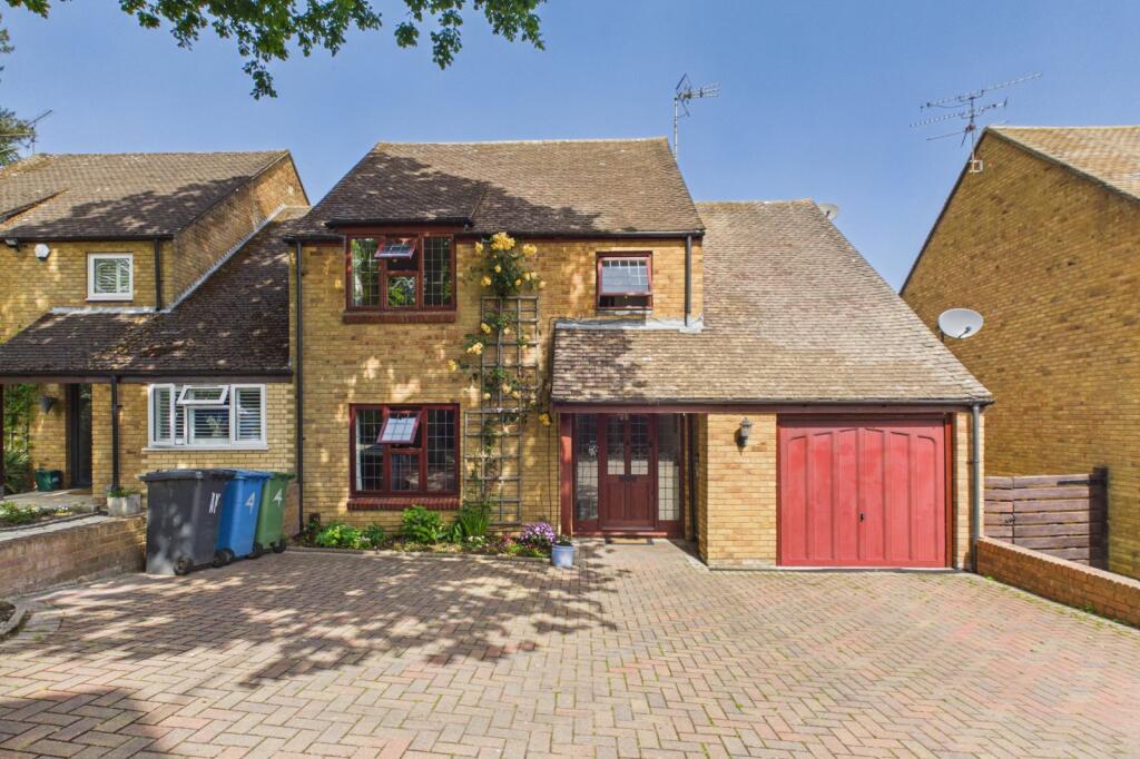 Main image of property: Mason Close, Yateley, Hampshire, GU46